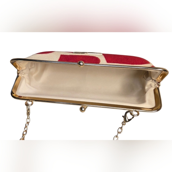 Miu Miu Red Heart Clutch Pochette w/Gold Chain - New - Picture 5 of 7